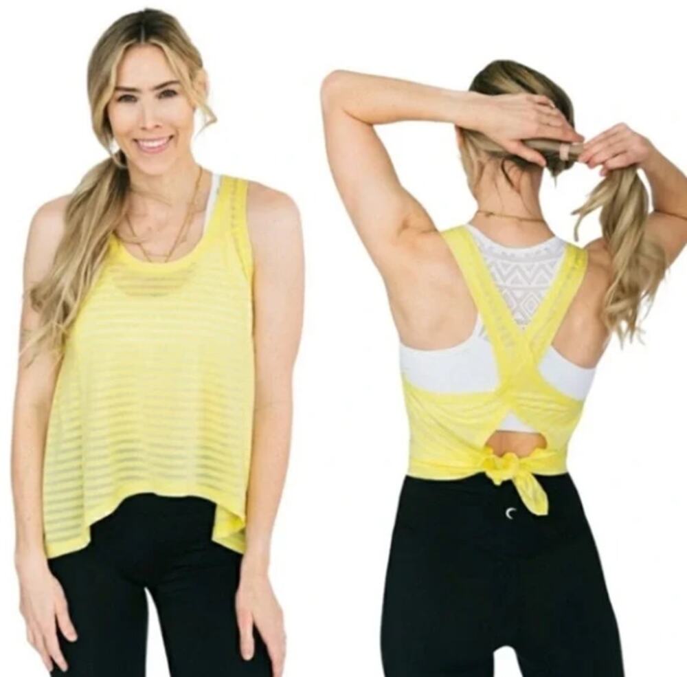 Zyia Active Tank Top Nimbus Split Back Large Yellow Open Back Sheer Stripe EUC